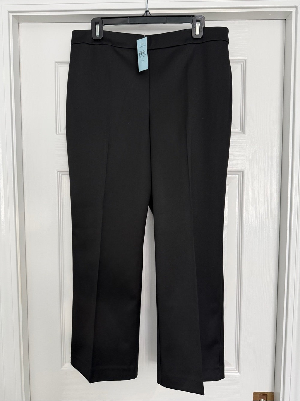 Ann Taylor Classic Black Women's Side Zip Straight-Leg Trousers- 12 petite